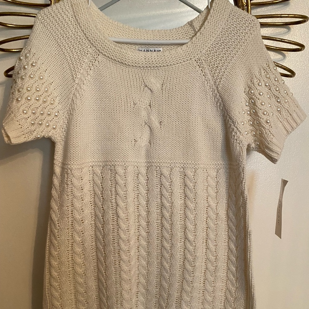 Ivory short sleeve sweater